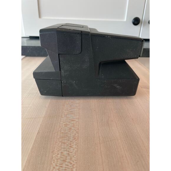 Vintage Polaroid Rainbow OneStep 600 Instant film camera - Picture 2 of 9